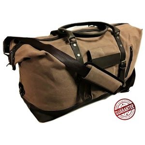 Rikki Knight Maryland Flag on Distressed Wood Messenger Bag School Bag